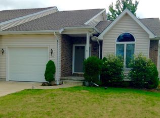 55 Kelly Ct, Lancaster, NY 14086