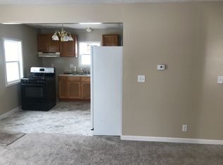 317 E 13th St, Grand Island, NE 68801