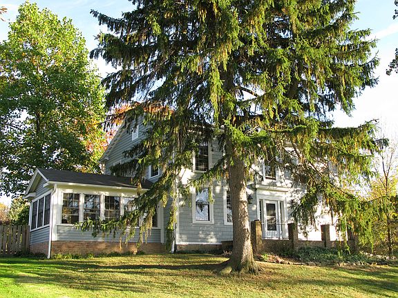 Built in 1820 by Zardus Kent