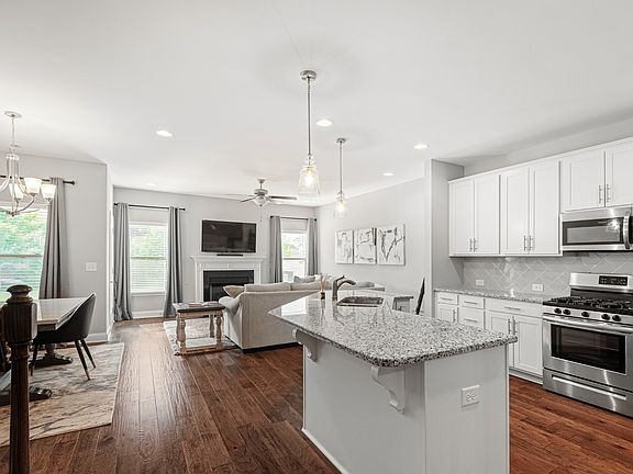 5th image of 4521 Maryweather Ln