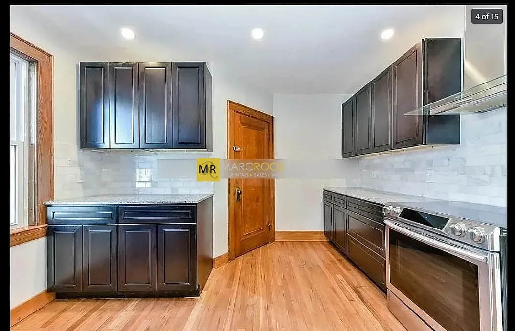 5 bed, 9999 sqft, $7,650 — Photo 2