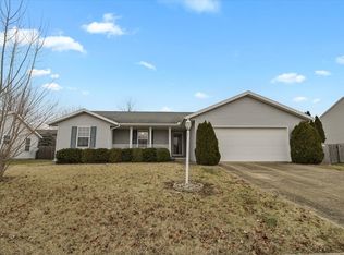 806 Cyndy Ln, Champaign, IL