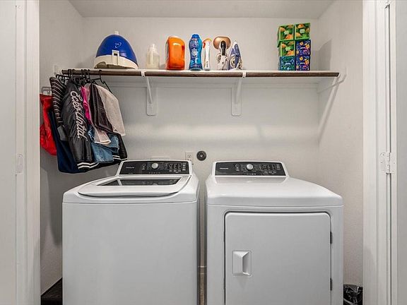 5th image of 21206 Fieni Dr