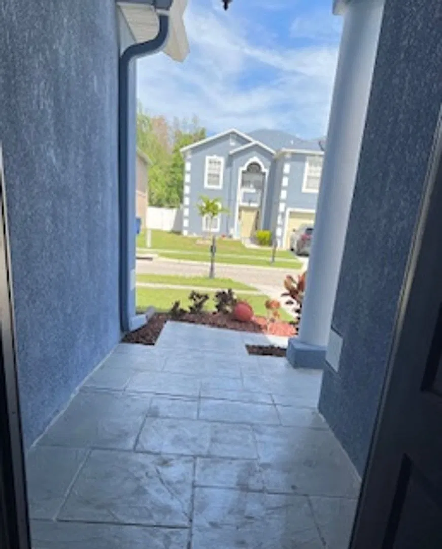 Gorgeous single story, four bedroom, two baths, two car garage with a fence in back yard. — Photo 4
