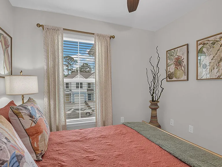 Artisan Living North Beach — Photo 29