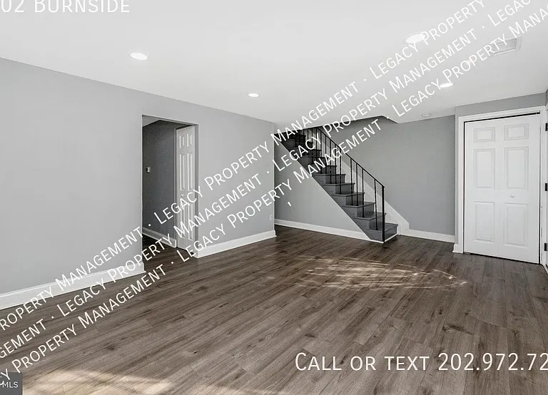 7702 Burnside Rd — Photo 3