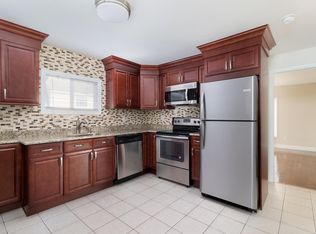 39 Case Ave FLOOR 1, Patchogue, NY 11772