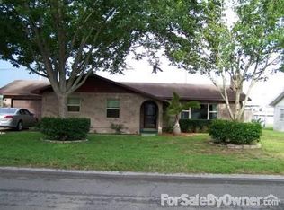1060 N 12th St, Eagle Lake, FL 33839