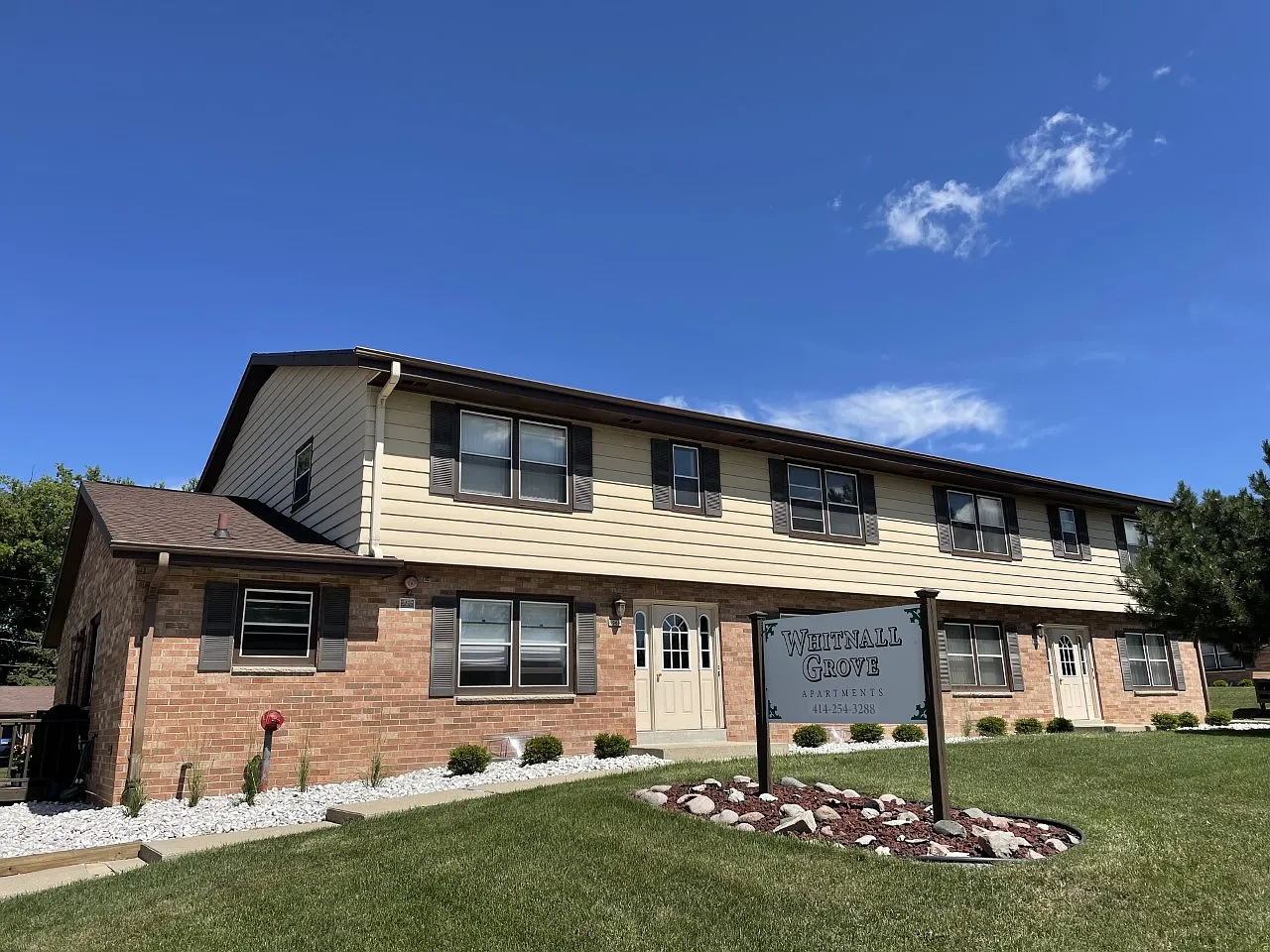 Whitnall Grove Apartments — Photo 1