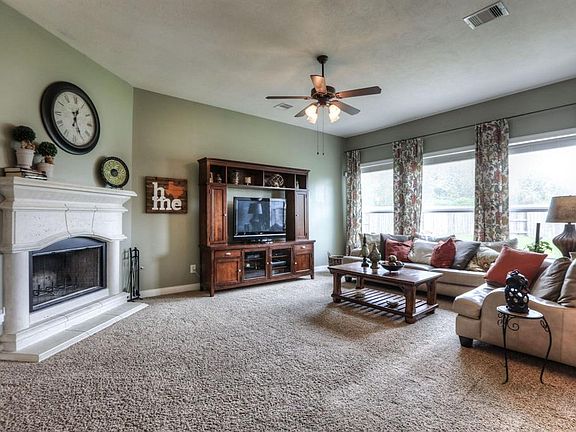 3rd image of 7507 Finn Way Dr