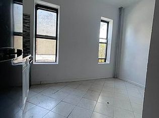 524 E 22nd St #4R, Brooklyn, NY 11226