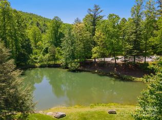 98 Flameleaf Ln, Laurel Park, NC 28739