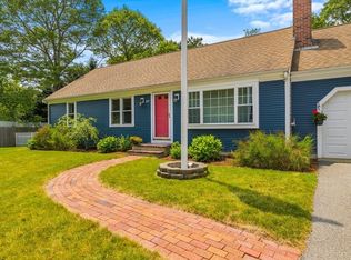 225 Skunknet Rd, Barnstable, MA 02630