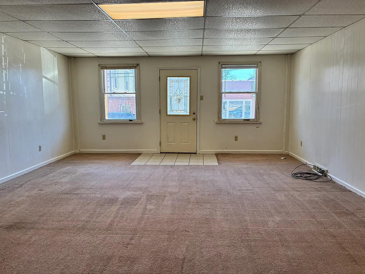 Building Photo - 330 McKinley Ave