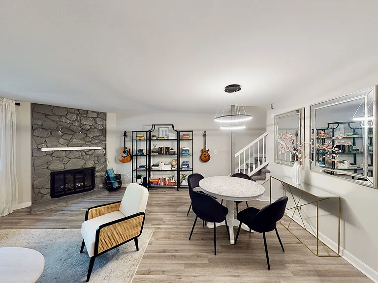 3437 Colony Crossing Dr — Photo 8