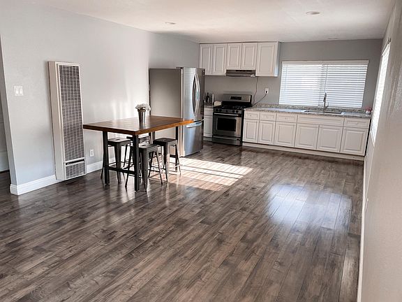 2nd image of 9515 Underwood St #B