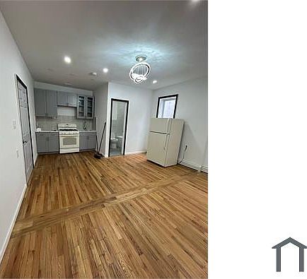 2nd image of 835 E 217th St Floor 1