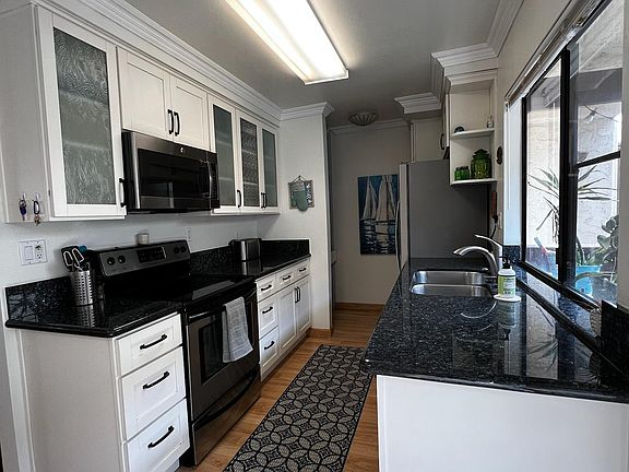 Spacious kitchen