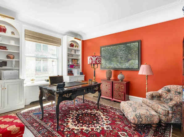 875 Park Avenue image 10 of 22