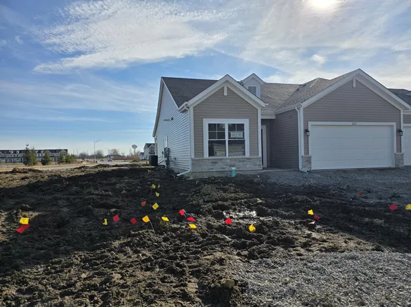 6175 River Run Ave, Portage, IN 46368