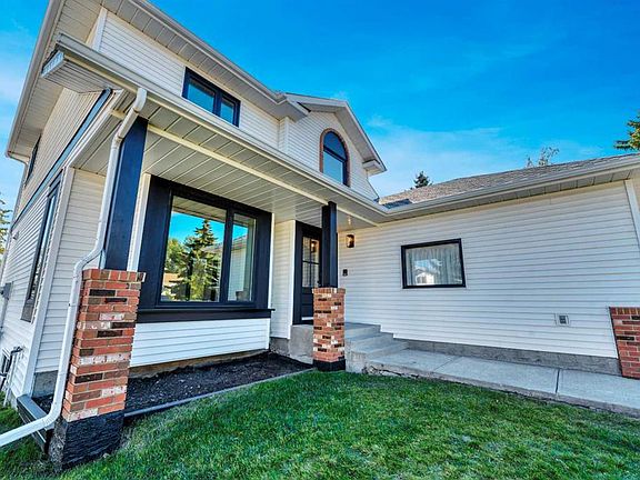 2nd image of 238 Hawktree Bay NW
