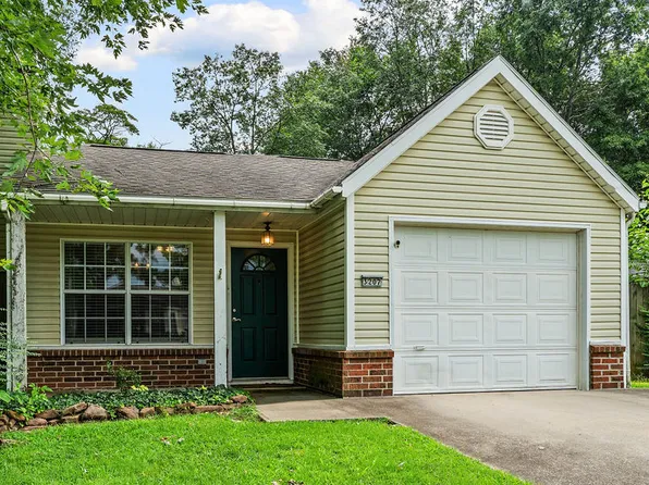 3207 W Wildflower St, Fayetteville, AR 72704