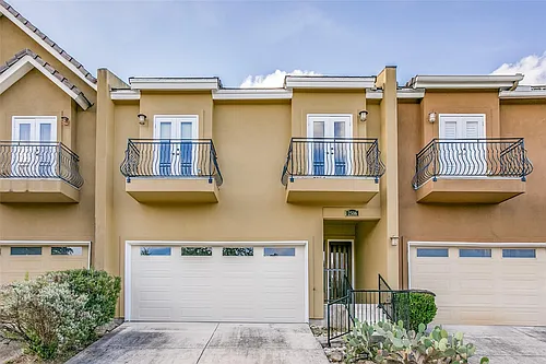 2506 Camden Park Photo 1