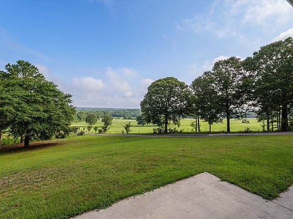 4th image of 4064 Duncan Dr