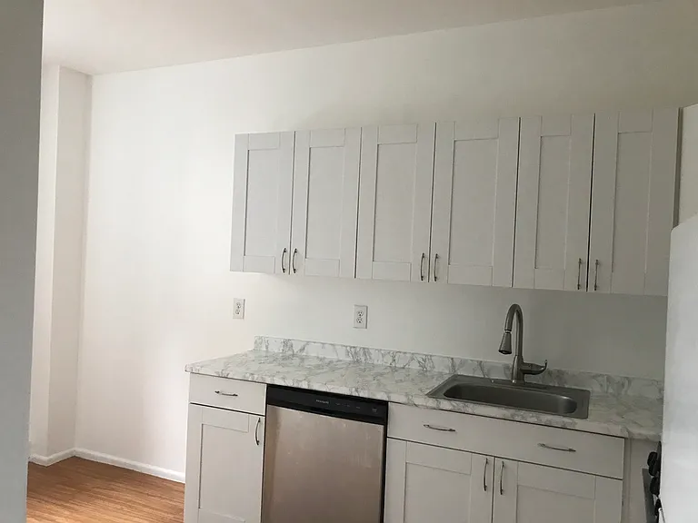 137 W 110th St #3A — Photo 17