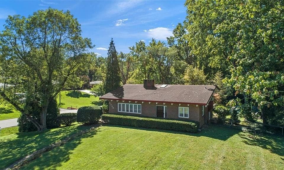 1st image of 5335 Thornleigh Dr