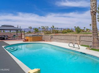 8537 E Pine Valley Dr, Tucson, AZ 85710