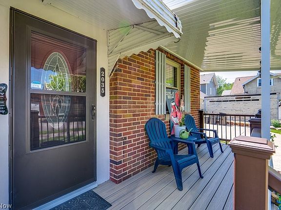 3rd image of 2035 Tampa Ave