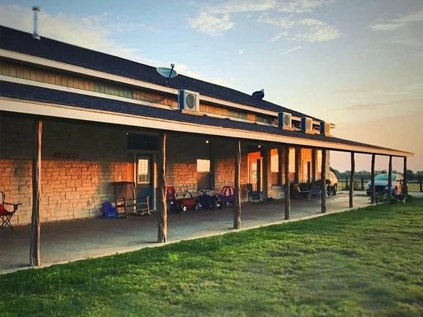 105 County Road 212 APT E