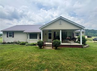7885 Old River Rd, Philo, OH 43771