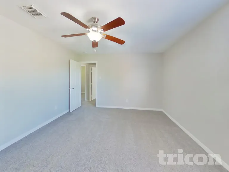 7519 Lobera Dr — Photo 7