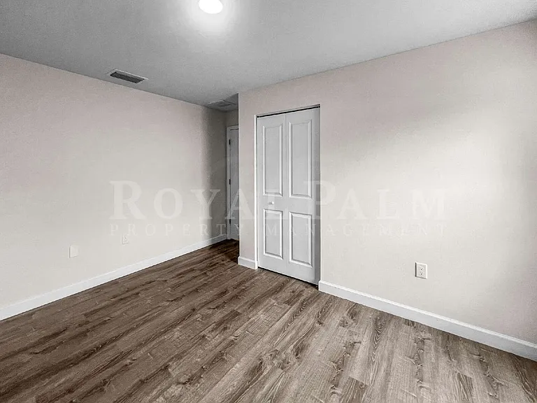 745 Harry Ave S — Photo 24
