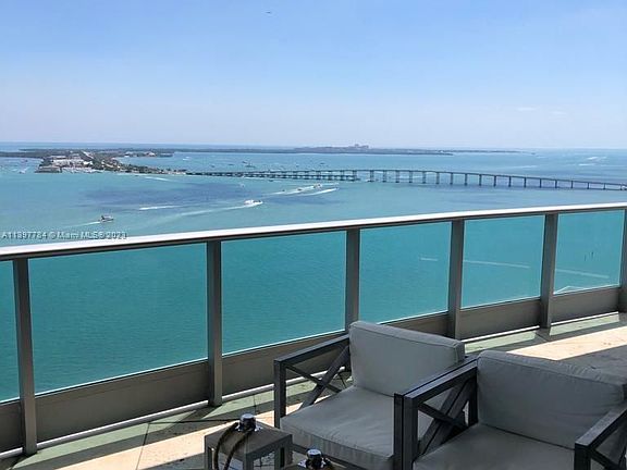 3rd image of 1331 Brickell Bay Dr APT 2911