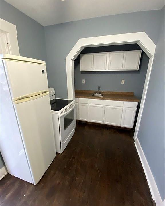 2nd image of 10530 S Padre Island Dr #B