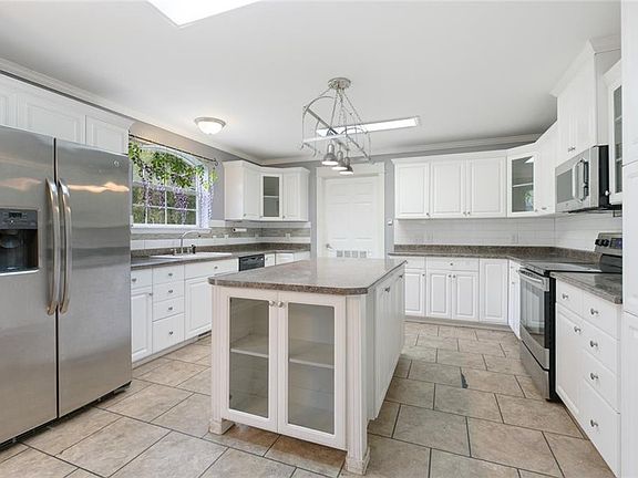 3rd image of 28616 Balehi Rd