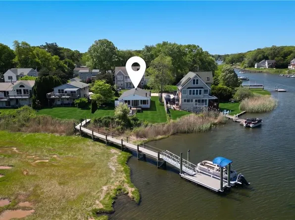 151 Conanicus Rd, Narragansett, RI 02882