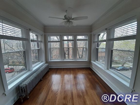 3rd image of 7645 N Bosworth Ave #3S