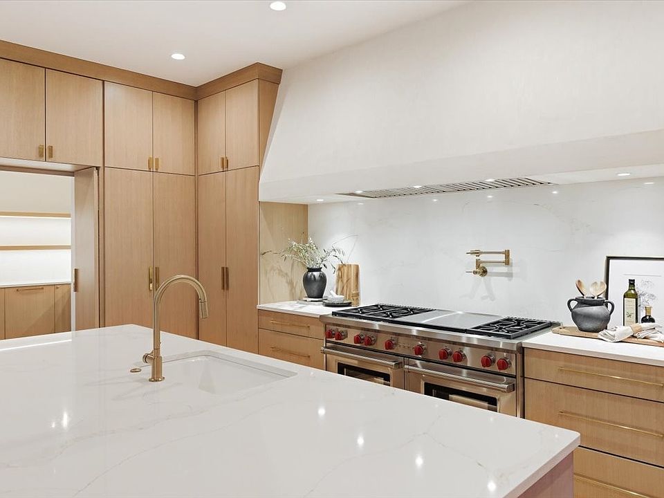 16th image of 818 Brentview Dr