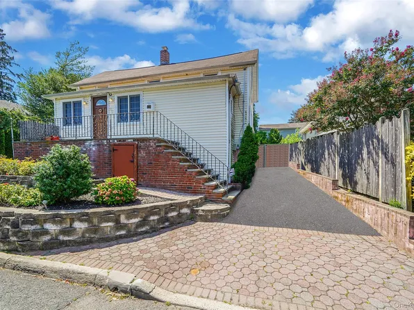 40 Valentine Avenue, Glen Cove, NY 11542