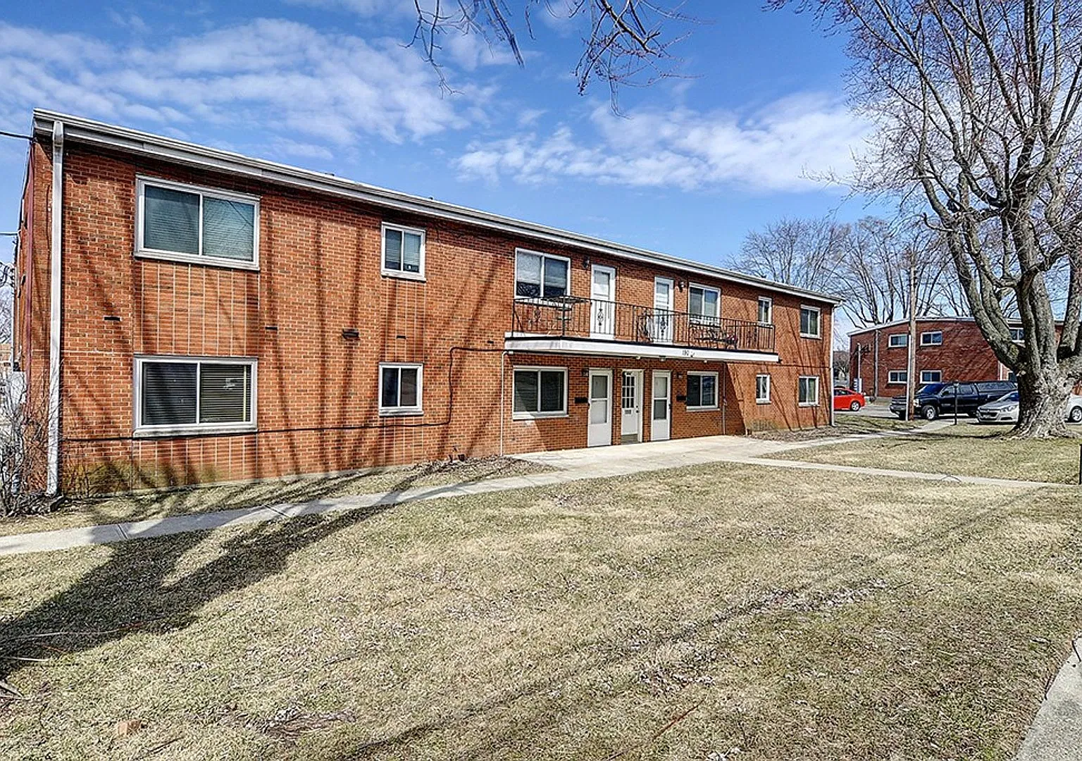 Wilson Apartments — Photo 1