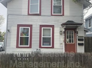 70 North St APT 1, Burlington, VT 05401