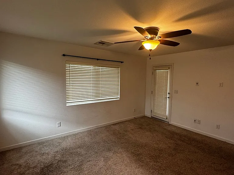 7080 Garnet Crest Ct — Photo 24