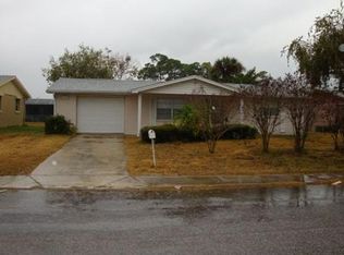 10019 Glen Moor Ln, Port Richey, FL 34668
