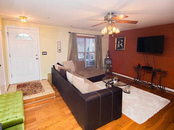 3rd image of 3615 Mactavish Pl