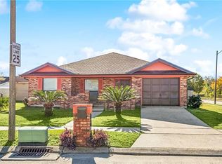 11100 Ivy Ln, New Orleans, LA 70128