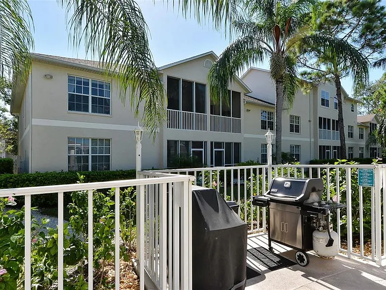 8375 Glenrose Way #211 — Photo 37
